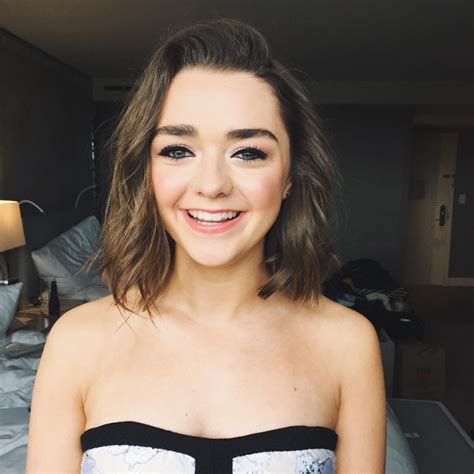 Game of Thrones Maisie Williams responds to topless photo leak